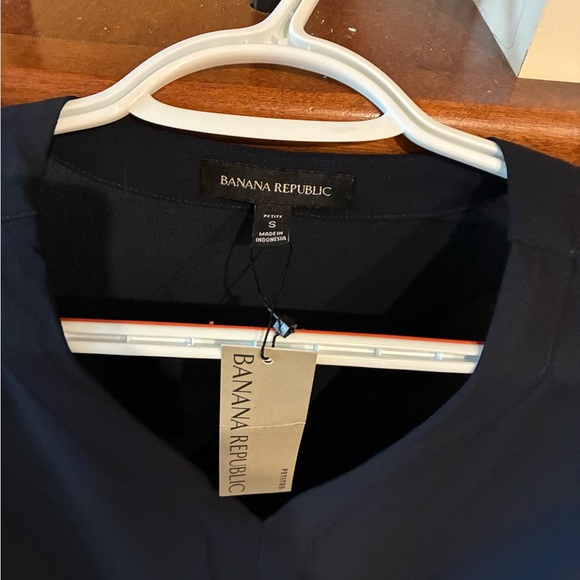 Banana Republic Navy Blue Blouse - Picture 2 of 5